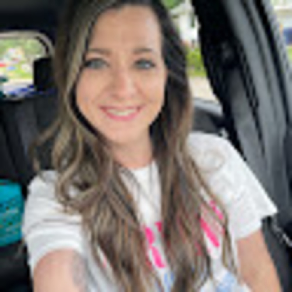 Meet your Posher, Courtney